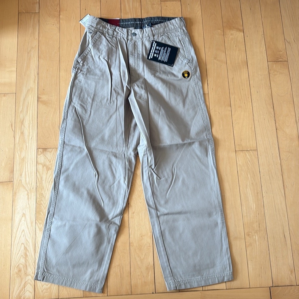REI - Men’s Granite Pants / 32W x 30L / Khaki / NEW